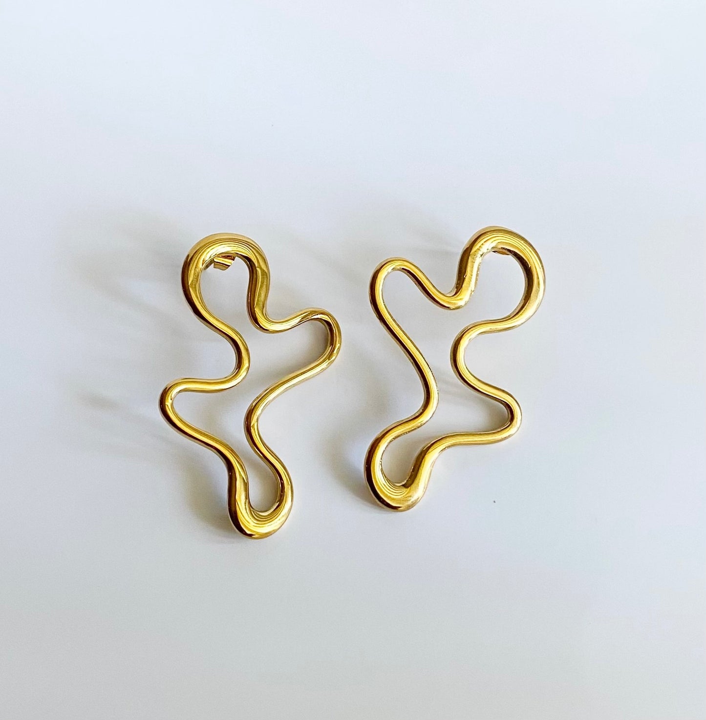 Rebel Curve Earring